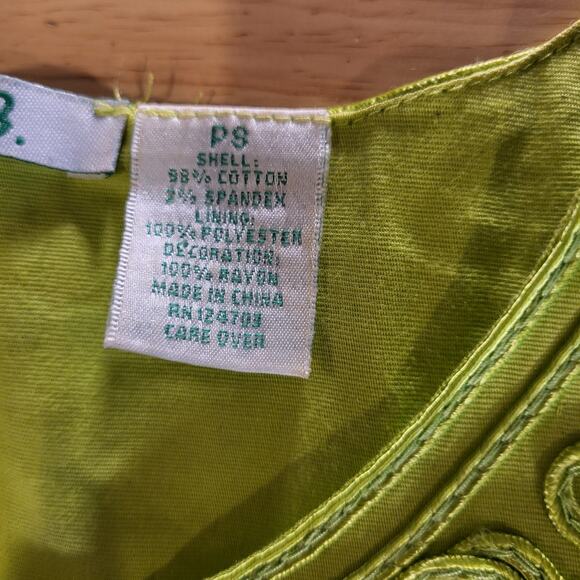 Joni B. Vintage Green Piped Button Front Long Sleeve Embellished 19" P2P - Picture 11 of 13